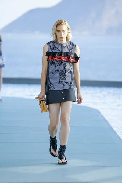 Look 42